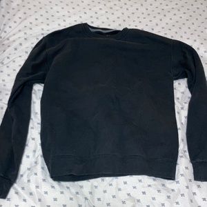 Black pullover